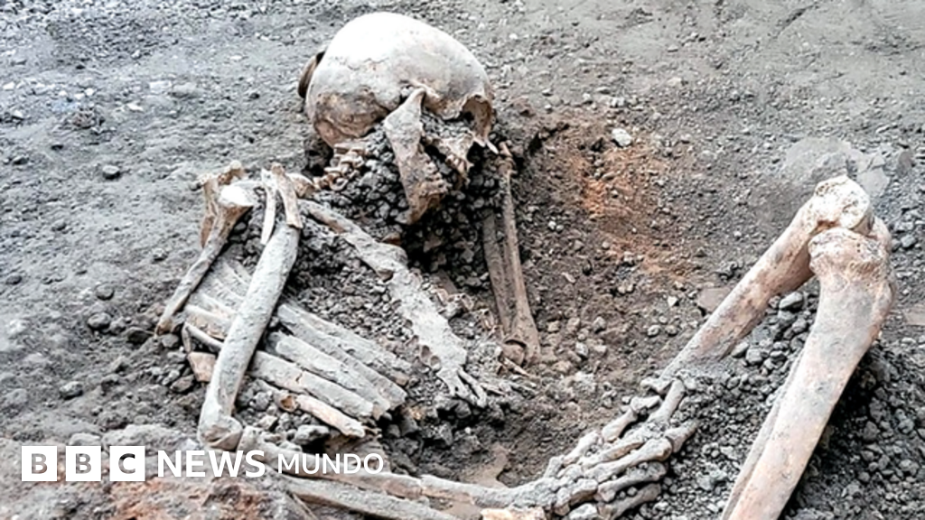 Lo que revelan los dos esqueletos hallados en las ruinas de Casa de los Amantes de Pompeya