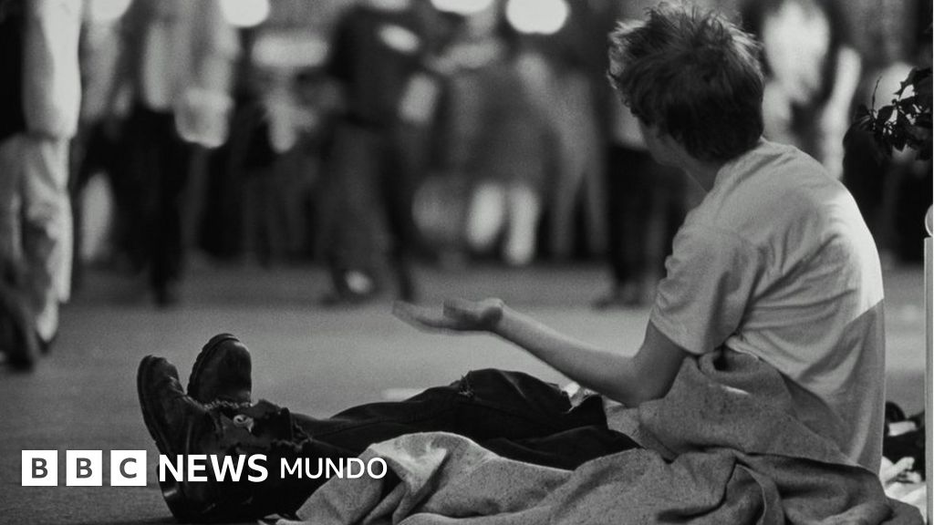 “Hay personas que están comiendo alimentos para mascotas y calentando su comida con velas”: el impacto de la inflación en Reino Unido