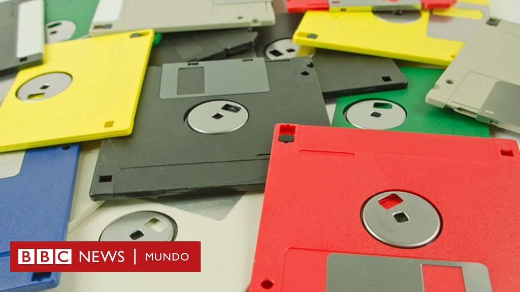 Japón declara la guerra a los disquetes y otros dispositivos obsoletos