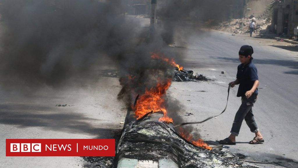 Los Niños De Alepo Que Queman Llantas Para Frenar A Los Aviones Que