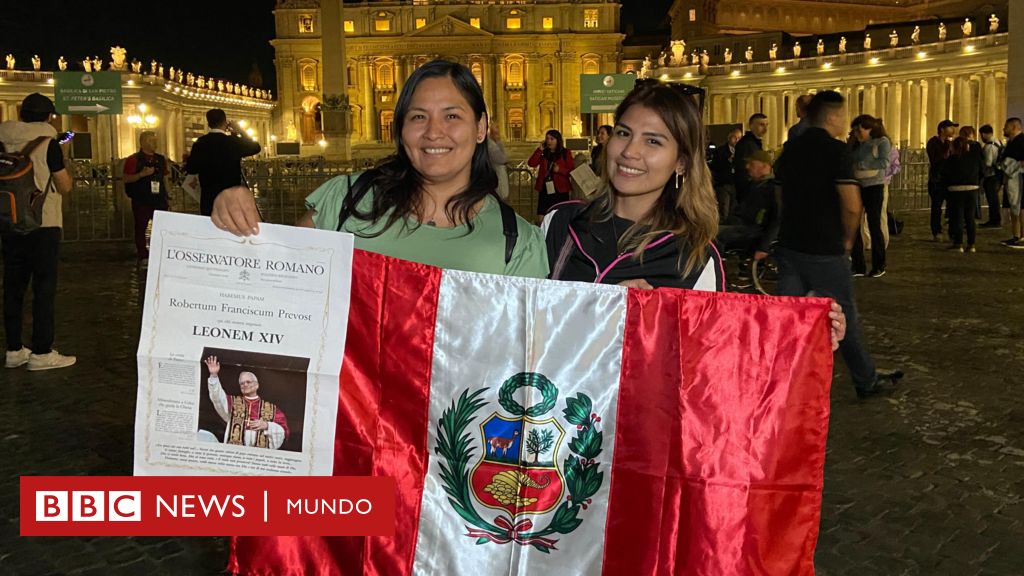 "Para nosotros es como ganar un Mundial": la efusiva reacción de los peruanos en el Vaticano tras la elección del nuevo papa León XIV