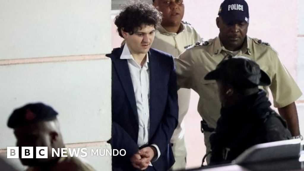 FTX: quién es Sam Bankman-Fried, el "rey del cripto" detenido en Bahamas y acusado de fraude en EE.UU.