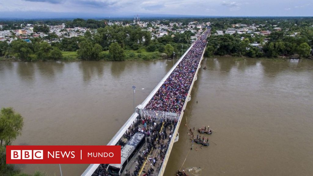 Caravana de migrantes el puente Rodolfo Robles un