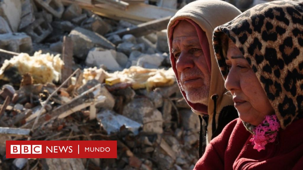 "Hay peligro real de un desastre secundario en Turquía y Siria que afecte a más personas que el primero": la advertencia de la OMS tras los terremotos en ambos países