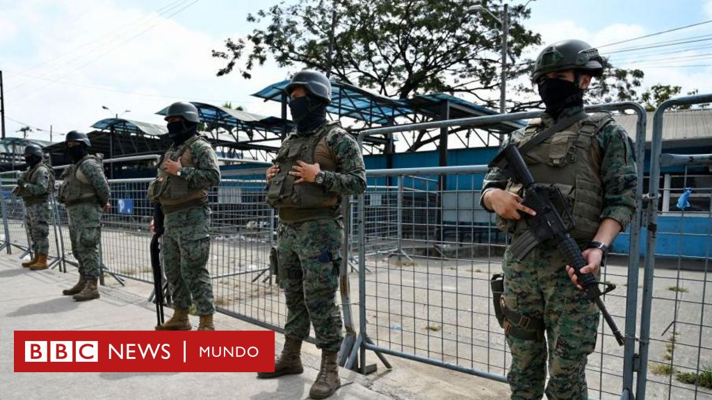 Ecuador decreta el estado de excepción en las cárceles tras producirse graves incidentes que han dejado al menos 31 muertos