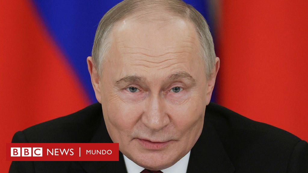 Putin propone a Ucrania iniciar "negociaciones serias" para abordar "las raíces" de la guerra y Zelensky accede a reunirse el jueves tras intervención de Trump