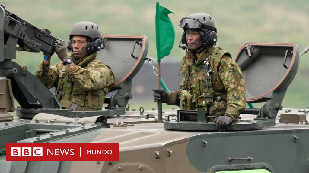 ¿Fin del pacifismo en Japón? La polémica reforma constitucional por la que puede cambiar el papel de los militares en ese país asiático