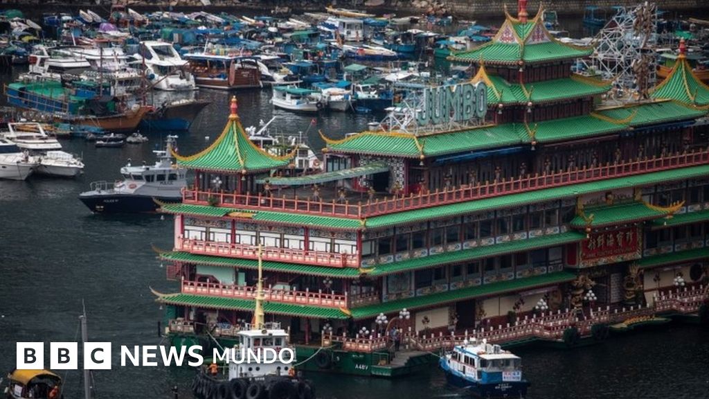 Se hunde el Jumbo, icónico restaurante flotante de Hong Kong