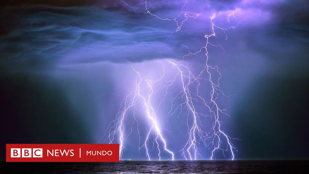 Rayos y truenos, aquí están las mejores fotos del (mal) tiempo del año -  BBC News Mundo