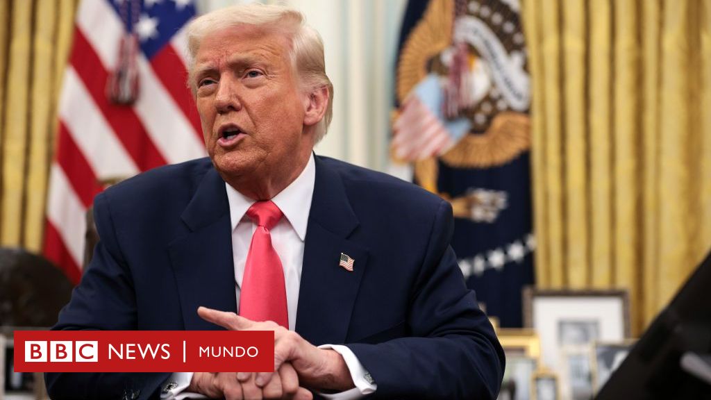 Trump anuncia que duplicará al 50% los aranceles al acero y al aluminio de Canadá en represalia por las tarifas eléctricas impuestas por su vecino