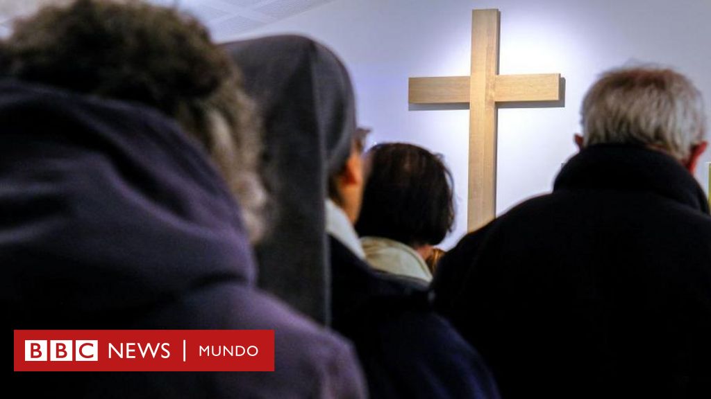 De instrumento de tortura a signo de fe: la evolución de la cruz en el cristianismo