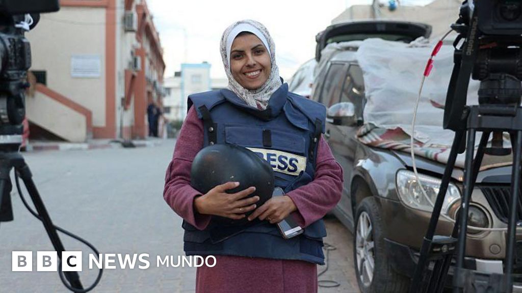 "Hazme sentir orgullosa": el mensaje a su hijo de una reportera del grupo de periodistas muertos en un doble ataque de Israel al hospital Nasser en Gaza