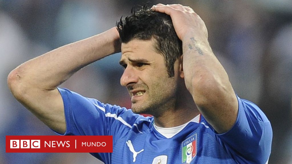 Vincenzo Iaquinta, campione del mondo di calcio condannato a due anni di carcere in un processo per mafia in Italia