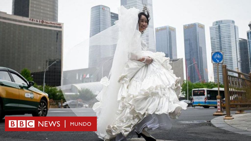 Tiongkok: Para ibu mencari suami untuk anak perempuan mereka di tengah krisis serius akibat kurangnya pernikahan di negara Asia