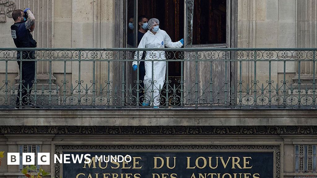 Arrestan a dos sospechosos de cometer el robo de joyas del Louvre
