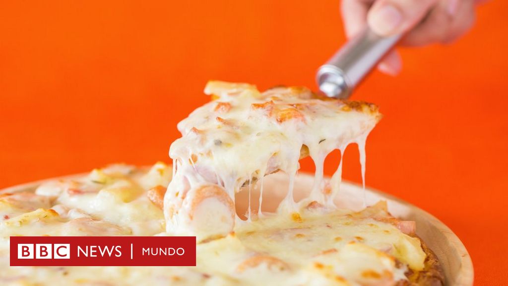 Cómo la pizza hawaiana, creada por un griego en Canadá, se convirtió en la  más controvertida de la historia - BBC News Mundo