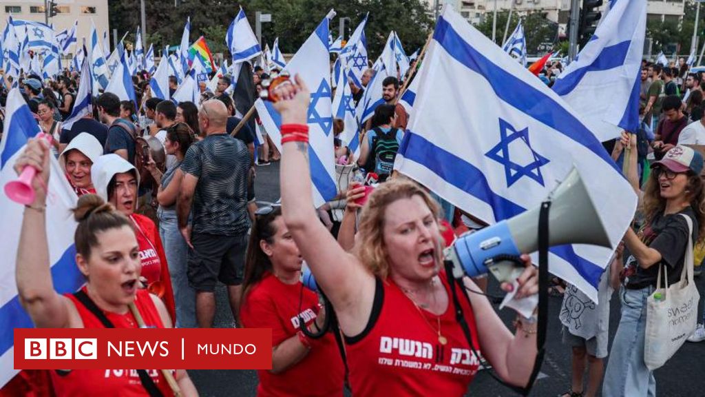 "Un estado de emergencia nacional": 3 claves de la polémica reforma judicial aprobada en Israel que genera masivas protestas