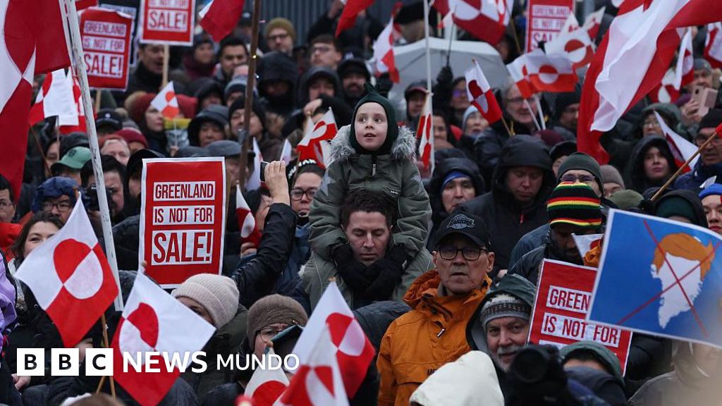 Trump anuncia la imposición de aranceles a Dinamarca, Francia y otros 6 países europeos por oponerse a su plan para apoderarse de Groenlandia