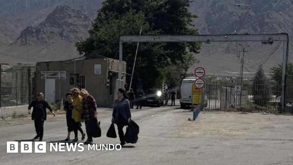 Irán: anhelos de cambio entre los que huyen hacia Armenia