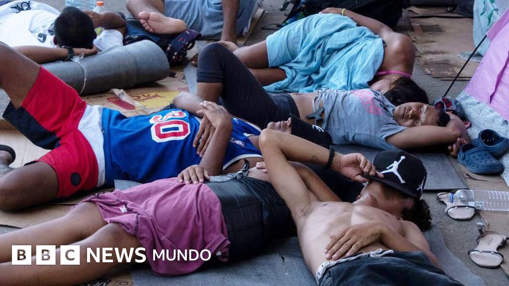 "Estamos sobrepasados": la grave crisis migratoria que llevó al presidente de Costa Rica a pedir la declaración de emergencia nacional