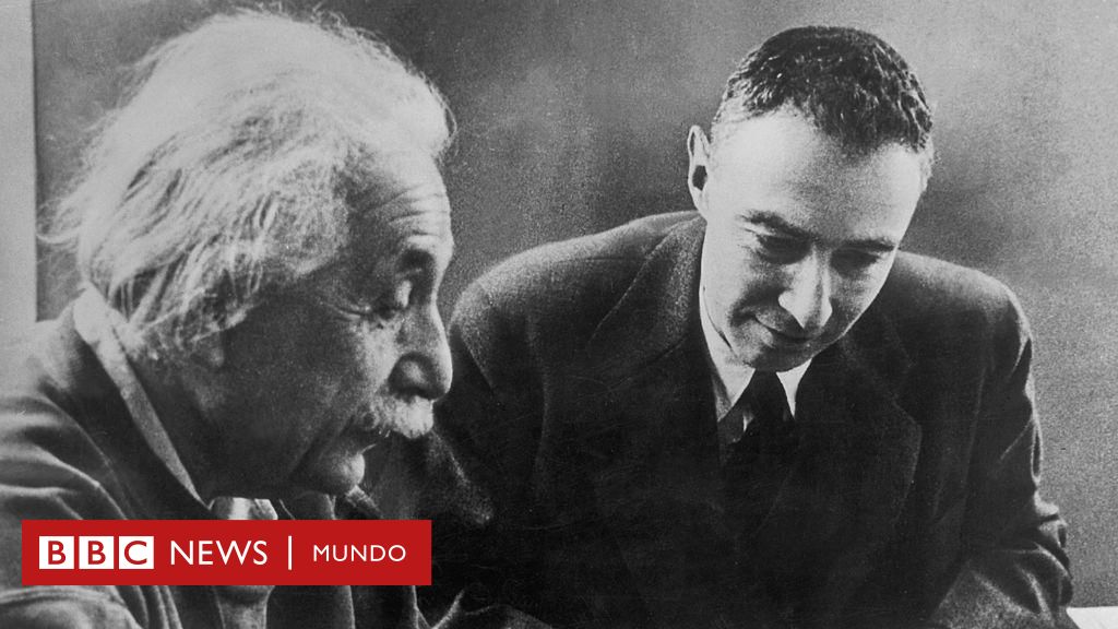 Oppenheimer y Einstein: la complicada relación entre el "padre" de la bomba atómica y el nobel de Física