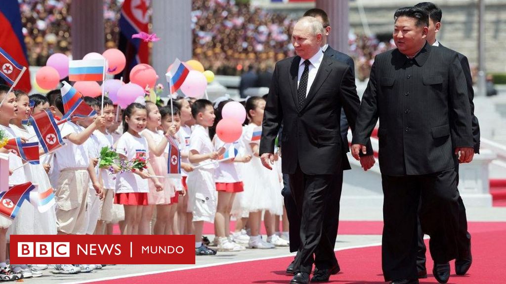 Putin and Kim: Pictures of North Korea's leader's rapturous welcome to Russia's president