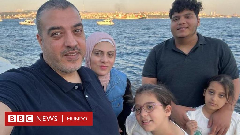 Israel-Hamas: “Putri saya memohon agar saya kembali ke Kota Gaza, tetapi kehidupan yang dulu kami jalani sudah tidak ada lagi.”