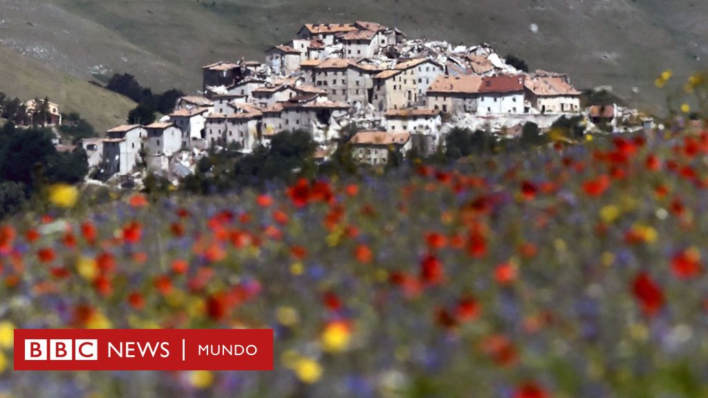 Castelluccio, un gioiello turistico italiano trasformato in una città fantasma da un terremoto