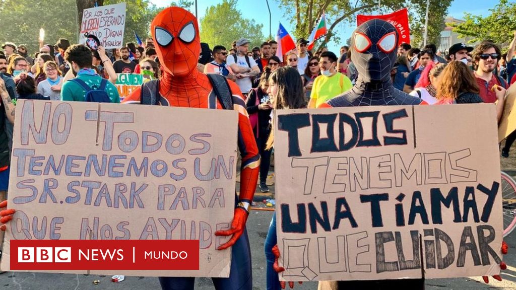 Protestas en Chile: los ingeniosos carteles que protagonizaron la protesta  pacífica frente a los incidentes de violencia - BBC News Mundo