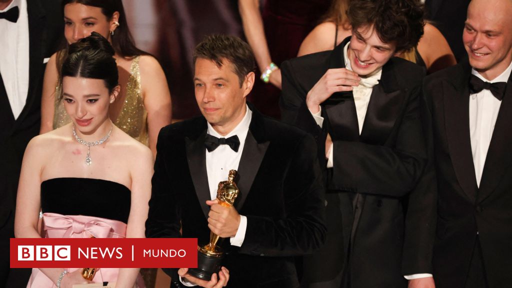 "Una Pretty Woman más creíble": Anora, la tragicomedia sobre una trabajadora sexual que se volvió la gran triunfadora de los Oscar