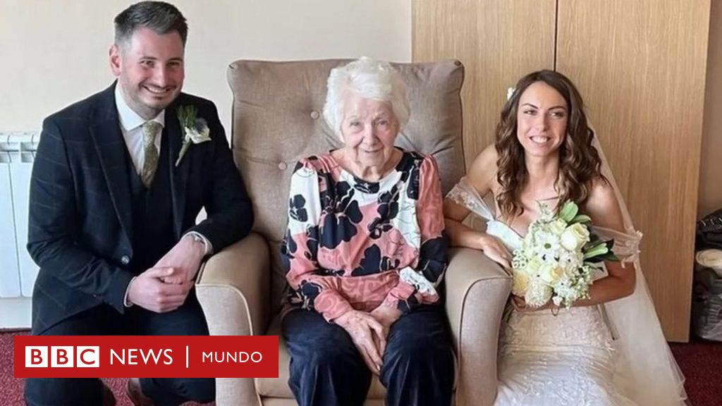 La pareja que recreó su boda en un geriátrico para que participara su abuela con demencia