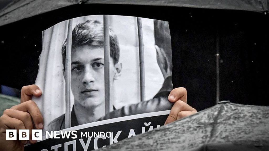 Yegor Zhukov, el joven youtuber disidente que se volvió el símbolo de las protestas en Moscú