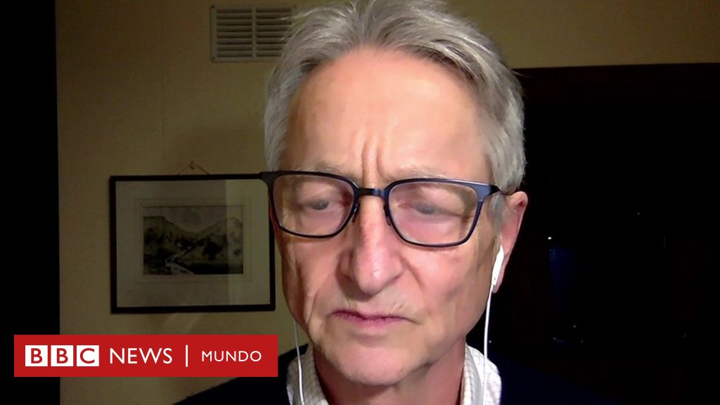 Geoffrey Hinton, "padrino de la inteligencia artificial": "En este momento los sistemas de IA no son más inteligentes que nosotros, pero creo que pronto lo serán"