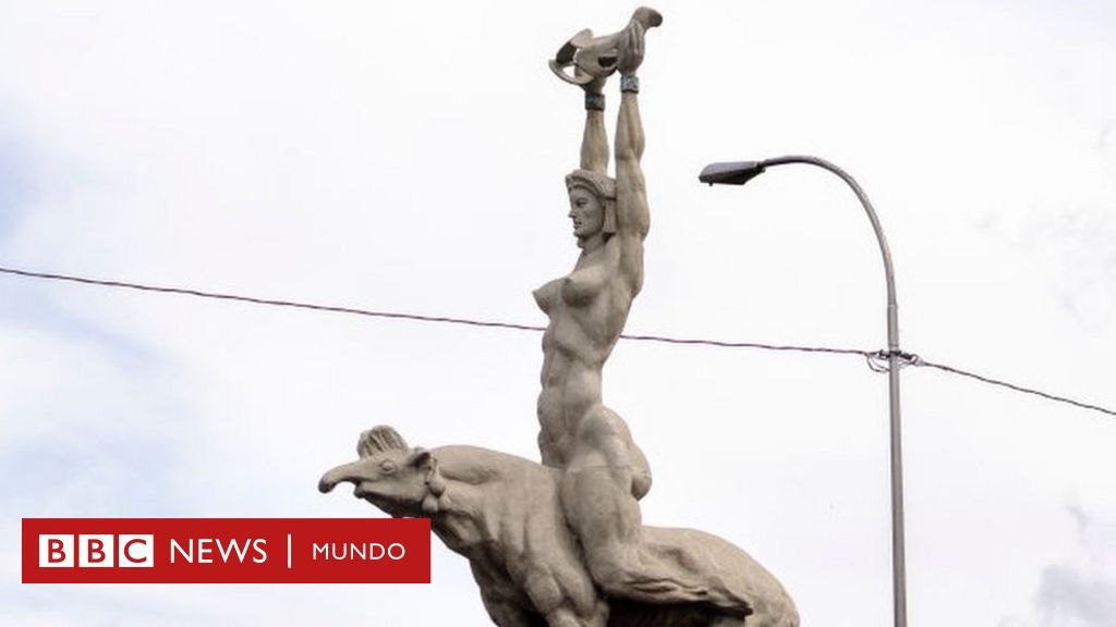 La polémica “desaparición” de la estatua de la "diosa" María Lionza que causa revuelo en Venezuela