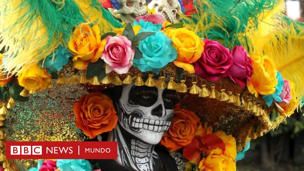 En fotos el espectacular desfile del Día de Muertos en México BBC