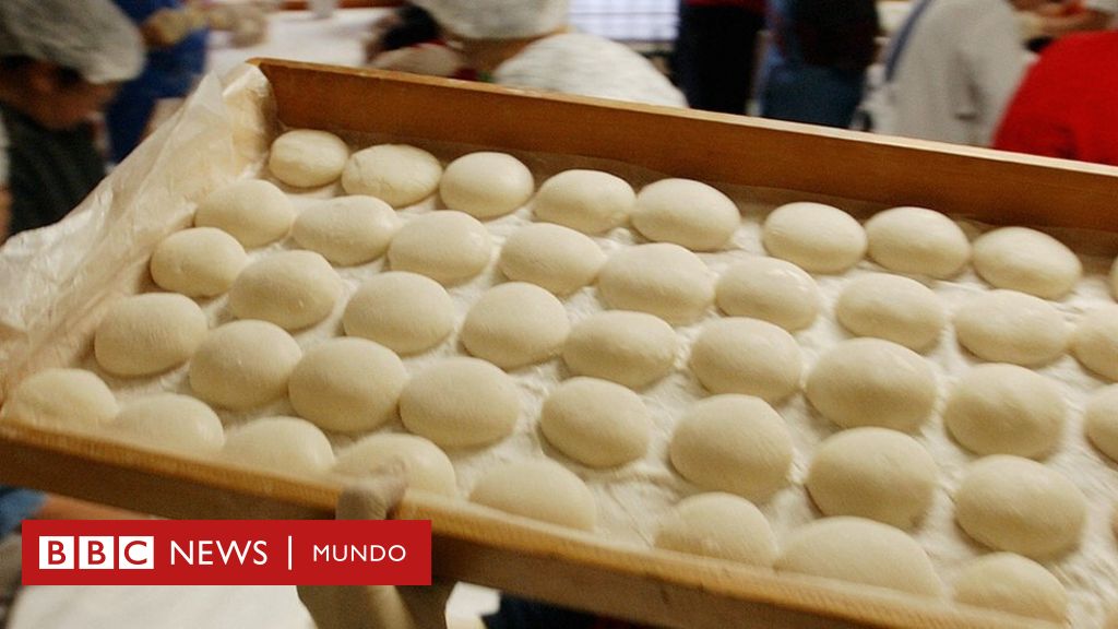 Qué son los mochis, los deliciosos (y mortalmente peligrosos) pasteles de arroz típicos fin de año en Japón - BBC News Mundo