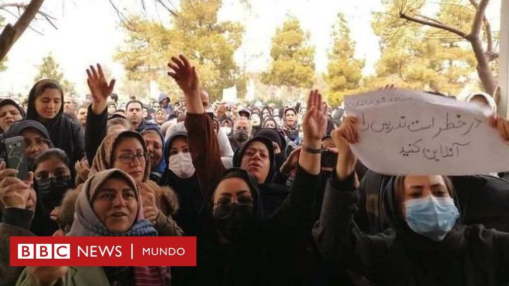 Irán investiga el envenenamiento de 650 niñas con gas tóxico