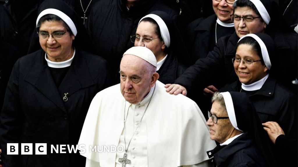 El papa Francisco les otorga a las mujeres un histórico derecho al voto en una reunión de obispos