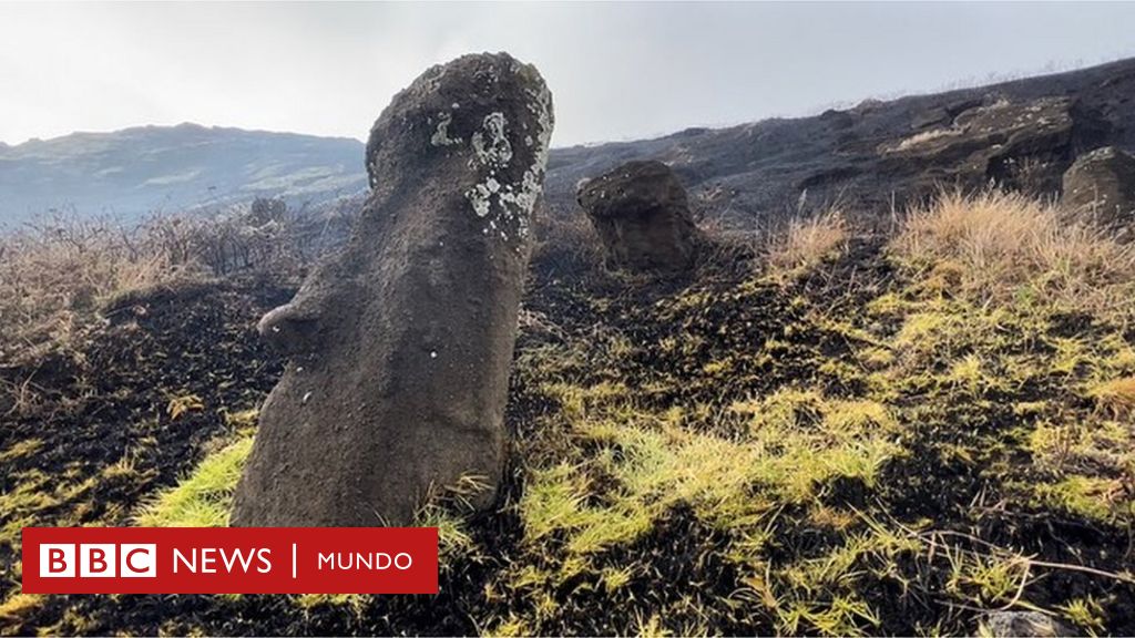 "Es un daño irreparable": un incendio daña parte de las enigmáticas estatuas moai de la Isla de Pascua