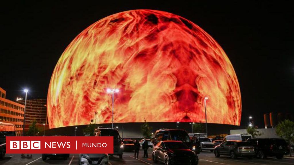 4 datos que muestran la magnitud de la gigantesca esfera inaugurada en Las Vegas