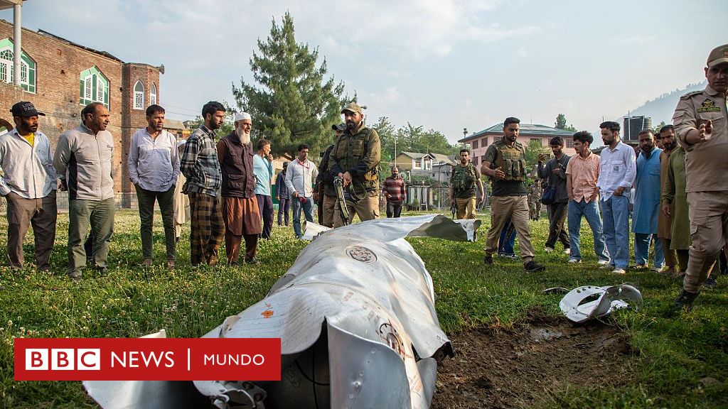 Qué se sabe de la "operación Sindoor", el ataque con misiles de India a Pakistán que dejó al menos 26 muertos y que Islamabad prometió que no quedará impune
