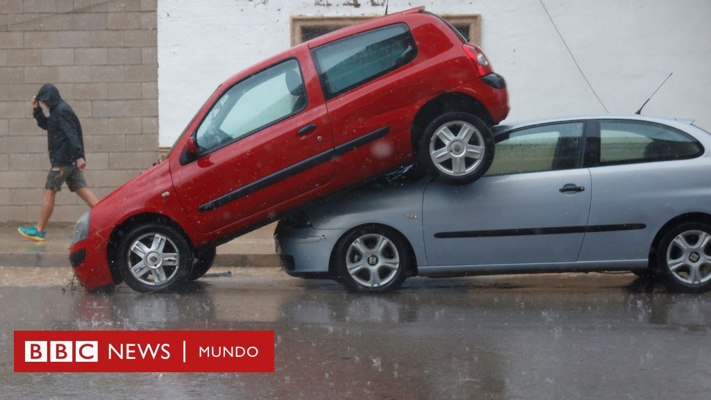 Valencia: The stunning images of flooding in Spain are more than 60 months and decades of despair away