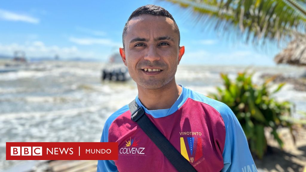 "La desgracia de unos, la felicidad de otros": Necoclí, el remoto pueblo de Colombia que prospera con la crisis migratoria en el Tapón del Darién