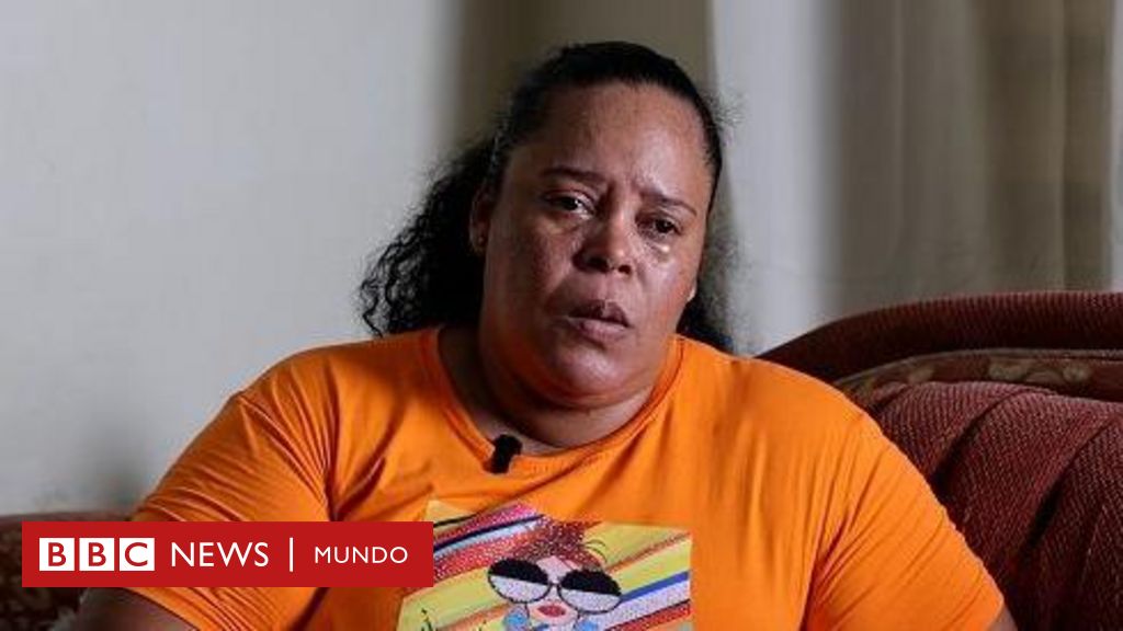 "Somos ingenuos ante la atrocidad que está ocurriendo":  la venezolana que reconoció a su hijo entre los deportados a El Salvador por orden de Trump