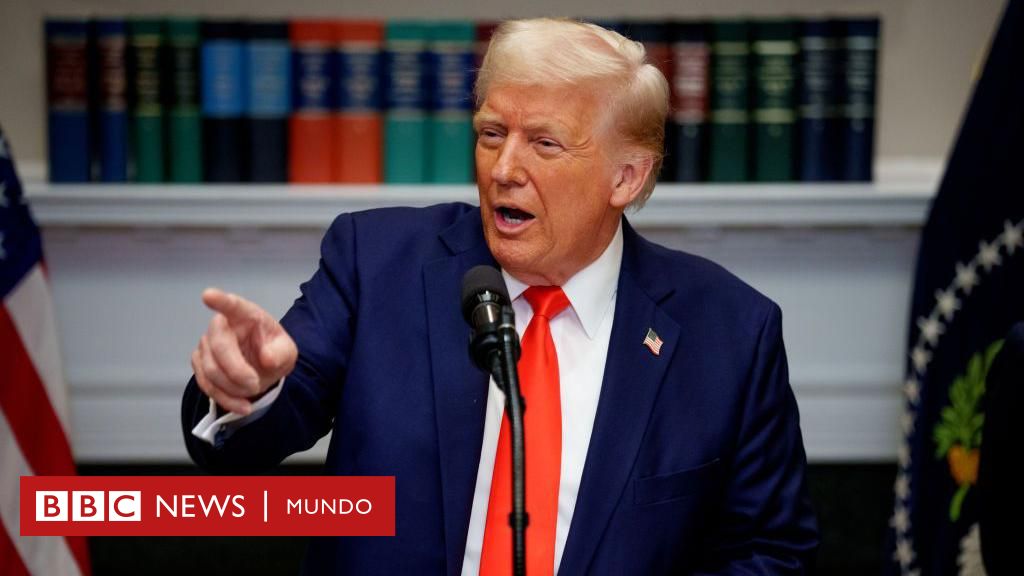 Trump suspende durante un mes los aranceles a los productos de México y Canadá