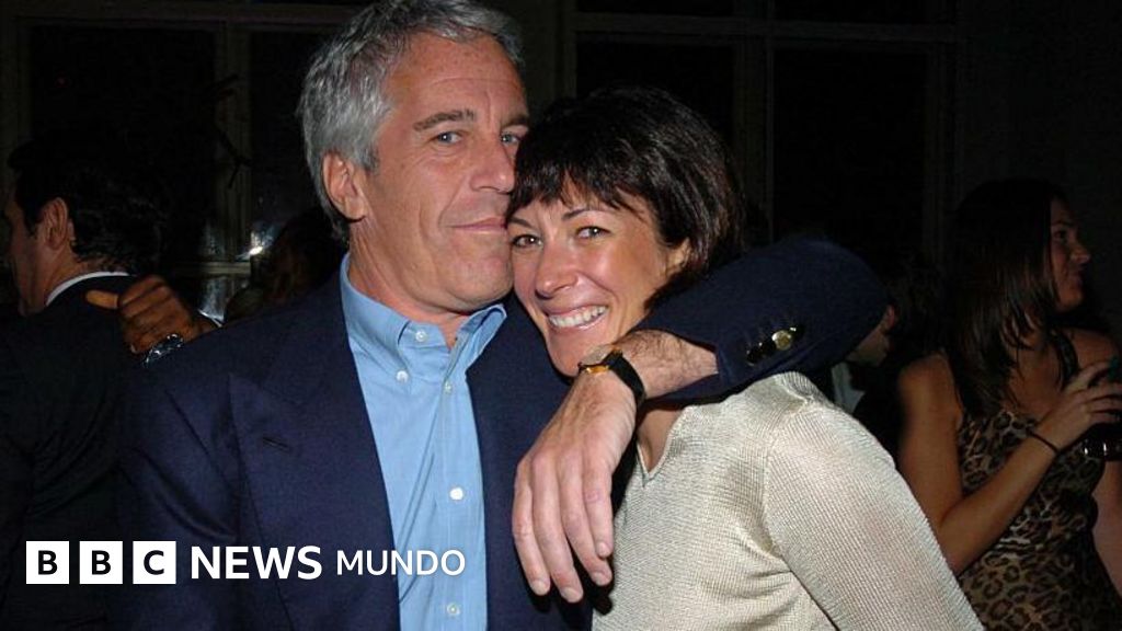 Ghislaine Maxwell, la mujer condenada por tráfico sexual de menores que la fiscalía quiere volver a interrogar por el caso Epstein