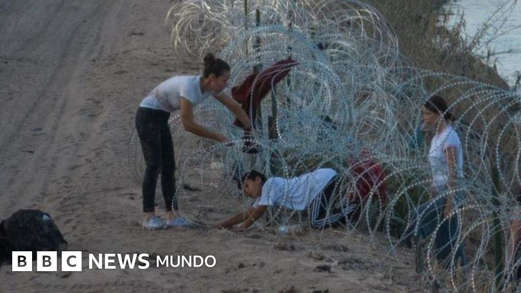 "Han convertido Eagle Pass en una zona de guerra": el pueblo fronterizo de Texas atrapado entre alambres de púas por la disputa migratoria en EE.UU.