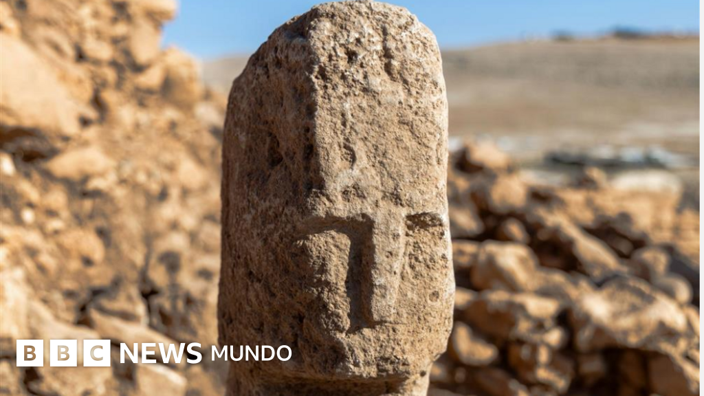 Descubrimiento de escultura milenaria revela ego ancestral