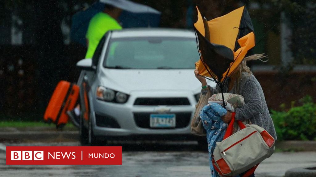 Hurricane Milton: Dangerous cyclone hits Florida, causing extreme winds and heavy flooding