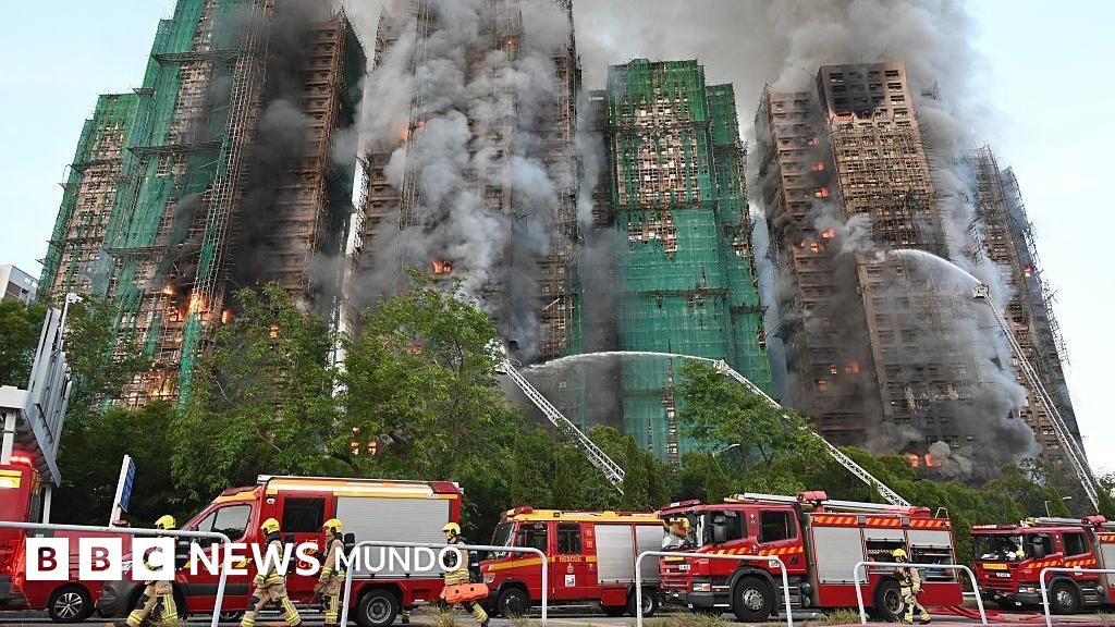 Incendio en Hong Kong: la tragedia que expone grietas en la seguridad y la gestión urbana